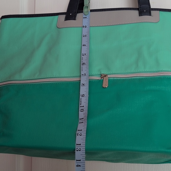 🆕 Tupperware®️ Expandable Tote - Picture 4 of 9